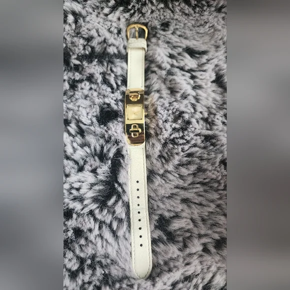 Coach Watch - Picture 4 of 7